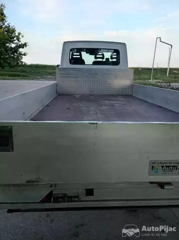 prodaje-se-iveco-daily-big-9