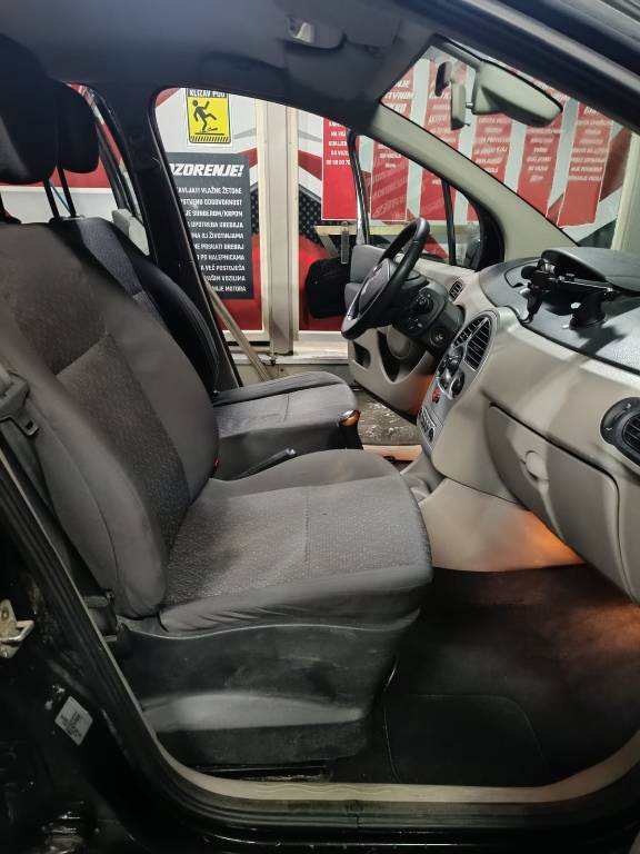 renault-modus-big-12