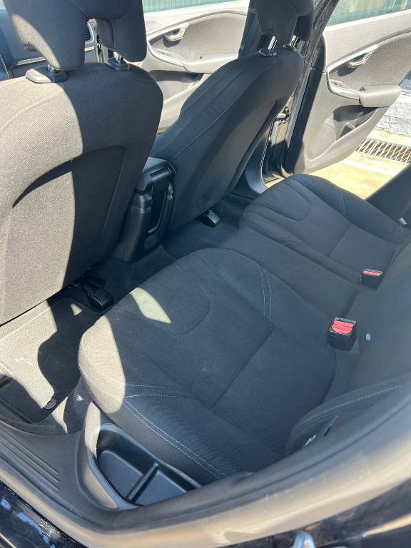volvo-v40-d4-big-6
