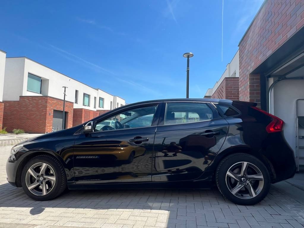 volvo-v40-d4-big-7